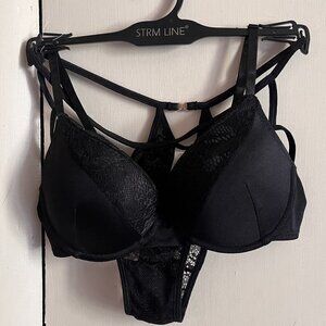 sample sale 2pc bra thong set size medium 34b bra